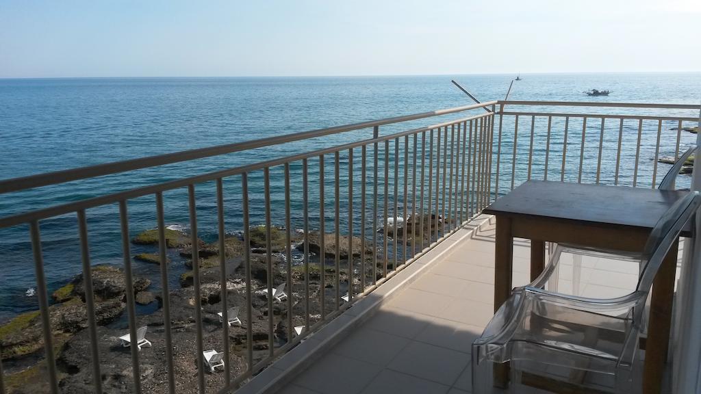 Yali Hotel Side Bagian luar foto