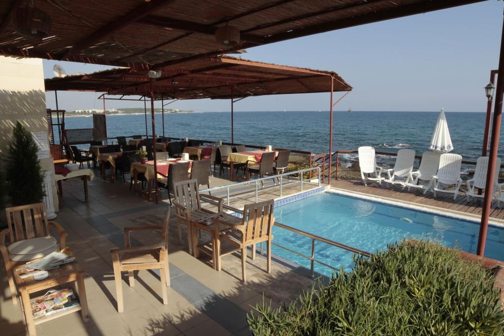 Yali Hotel Side Bagian luar foto