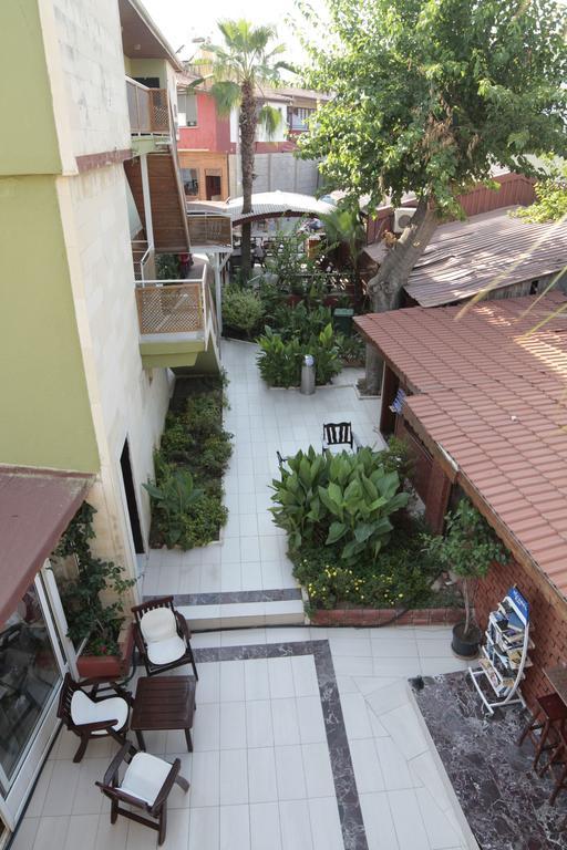 Yali Hotel Side Bagian luar foto