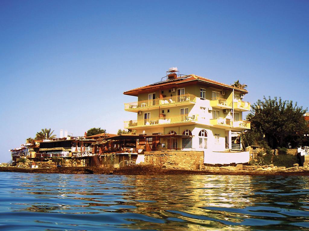 Yali Hotel Side Bagian luar foto